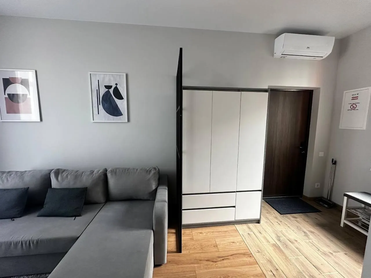 Smart House Apartments Leopoli 0*,  Ucraina