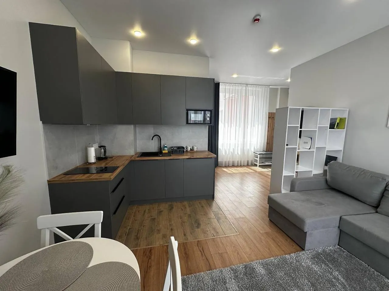 Smart House Apartments Leopoli