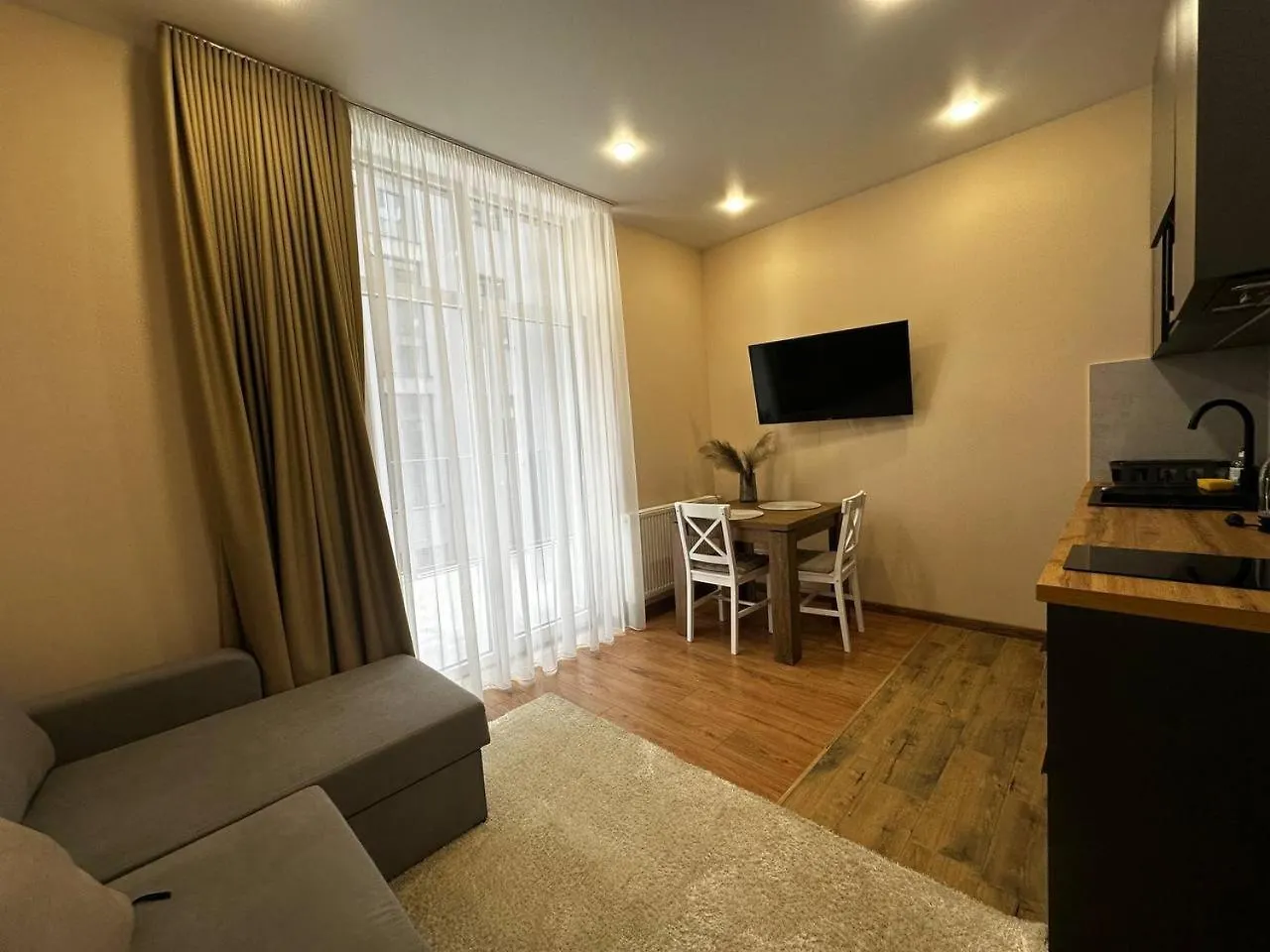 Smart House Apartments Leopoli Ucraina