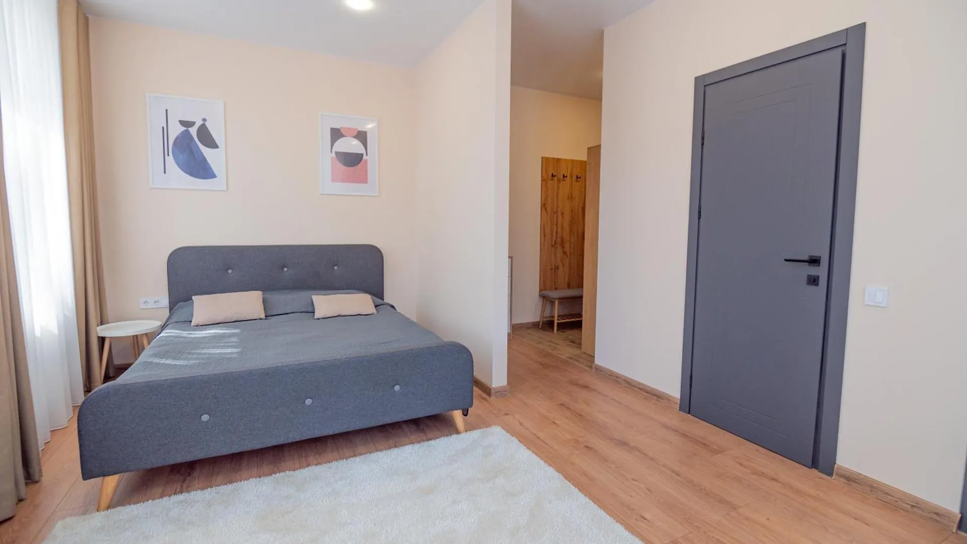 Smart House Apartments Lviv