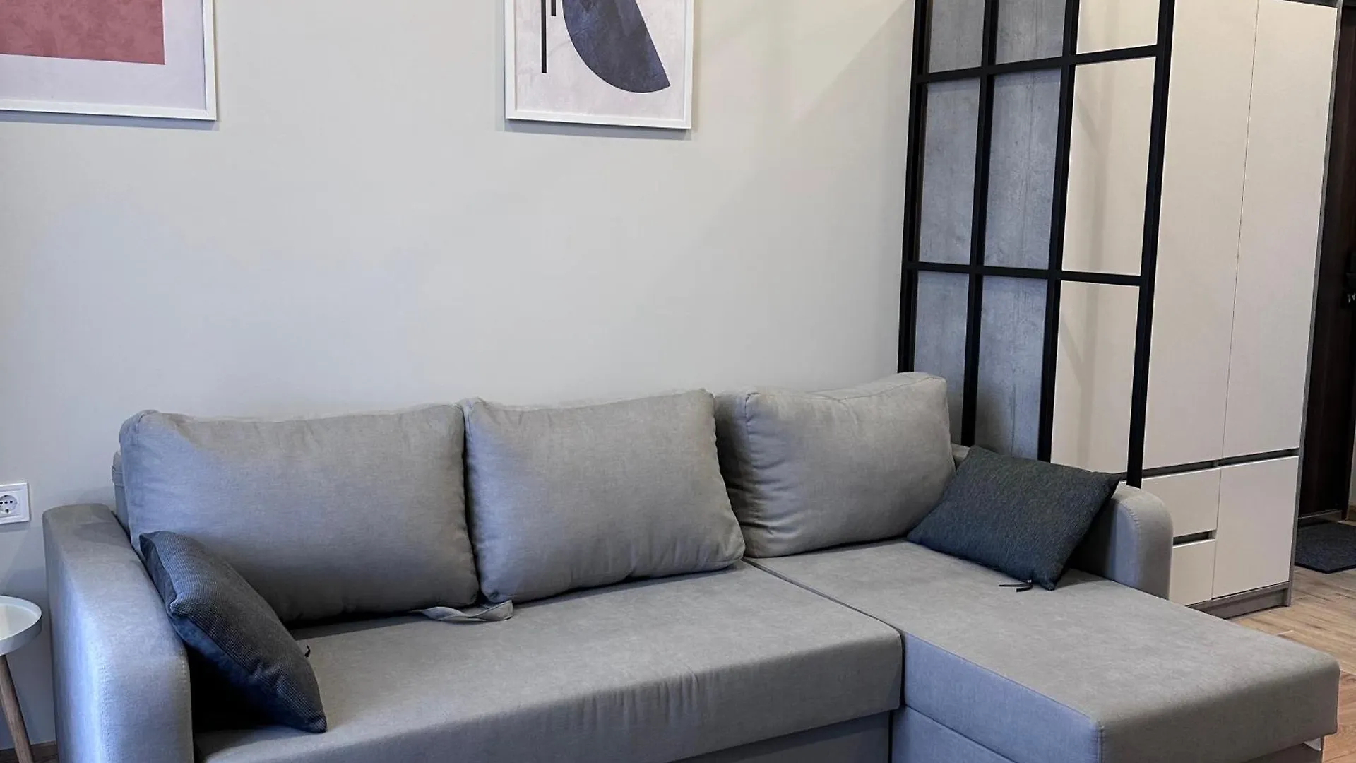Smart House Apartments Lviv 0*,  Ukraina