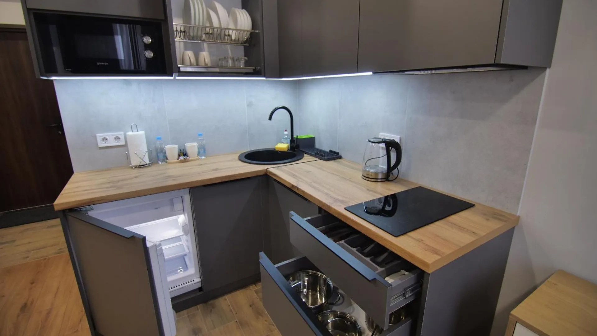 Smart House Apartments Lviv