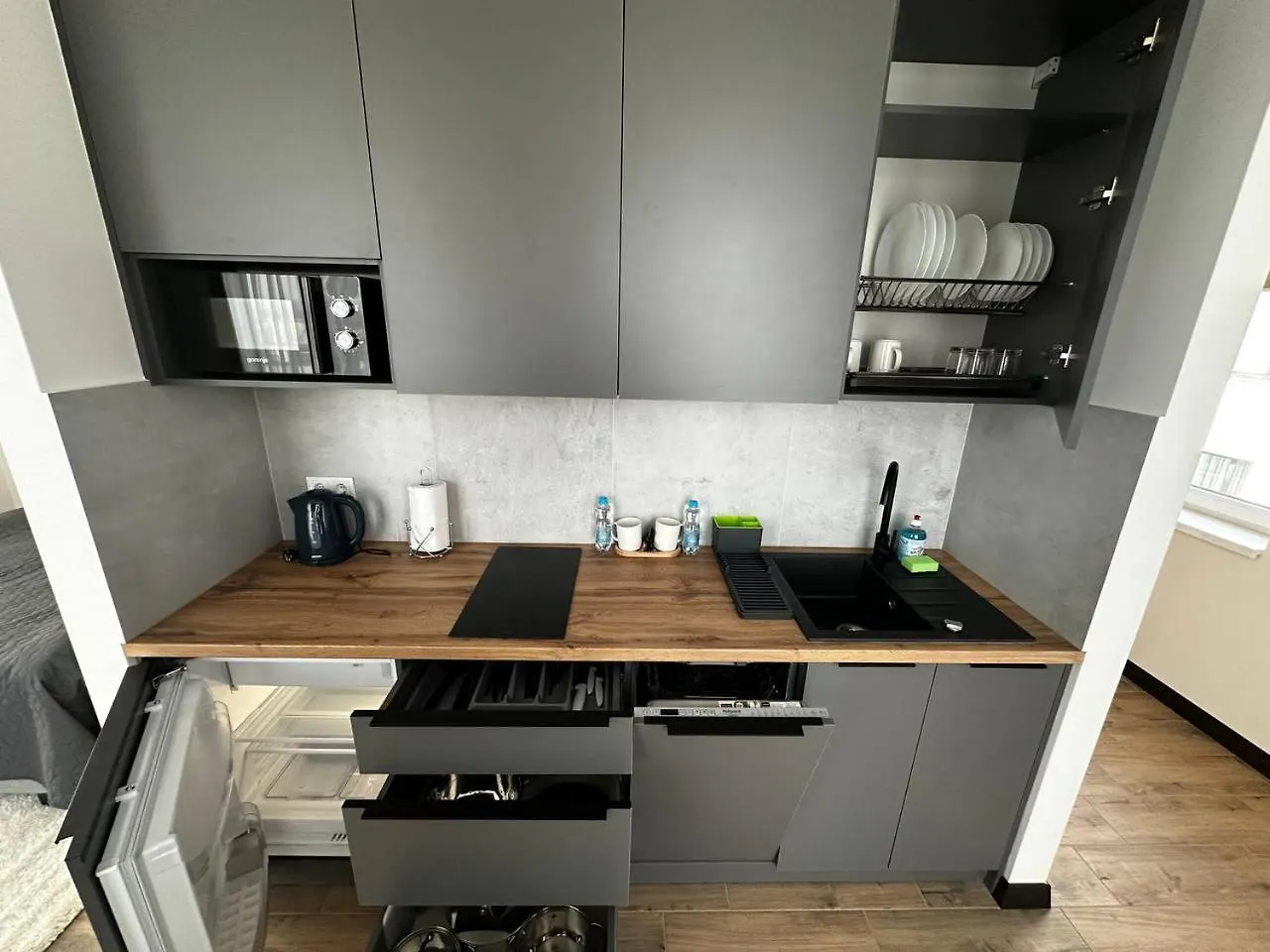 Smart House Apartments Lviv 0*,  Ukraina