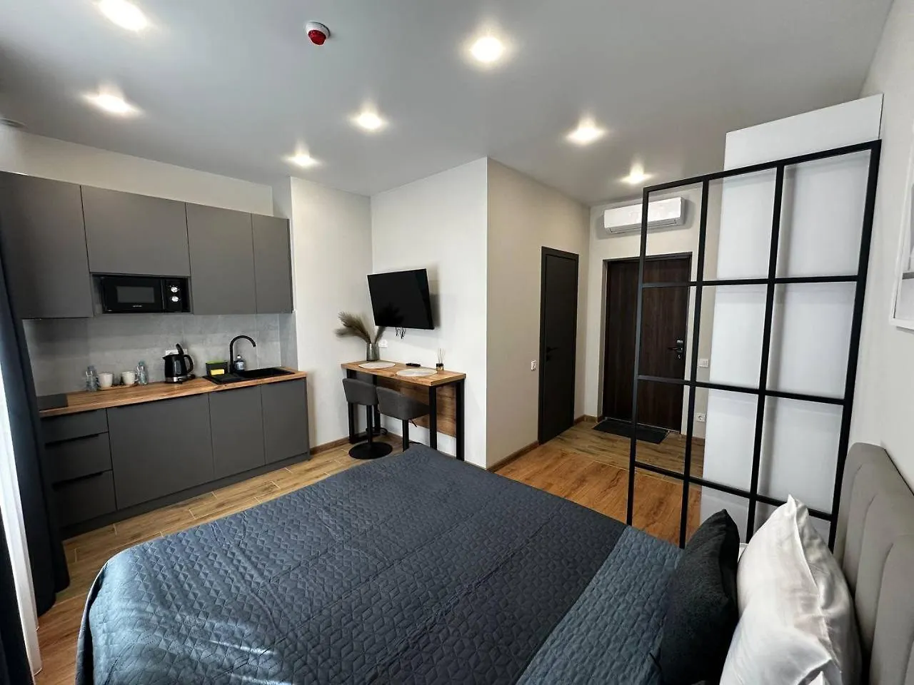 Smart House Apartments Lviv